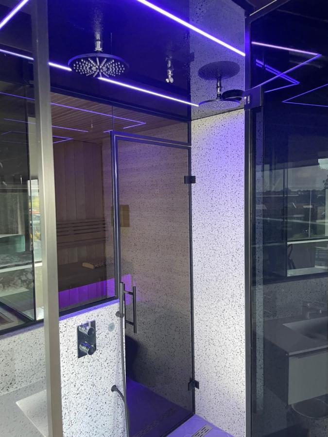 Above And Beyond - Luxe Suite Met Sauna En Stoomdouche Zaandam Zewnętrze zdjęcie